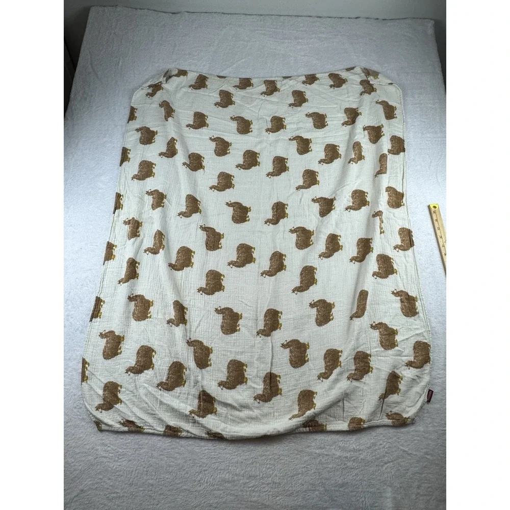 Milkbarn swaddle llama